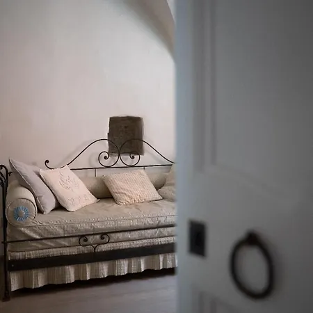 Uliveto Saglietto A Poggi * Imperia