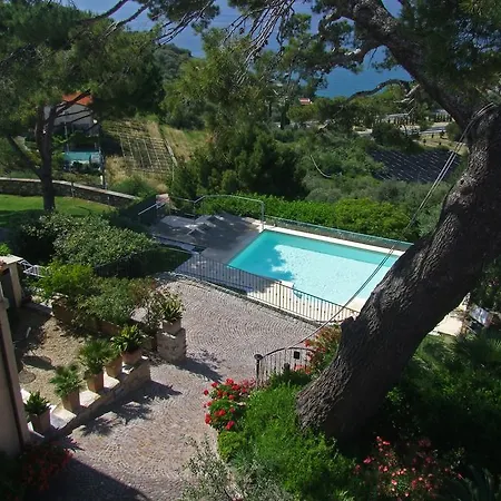 Uliveto Saglietto Poggi Vakantieboerderij *
